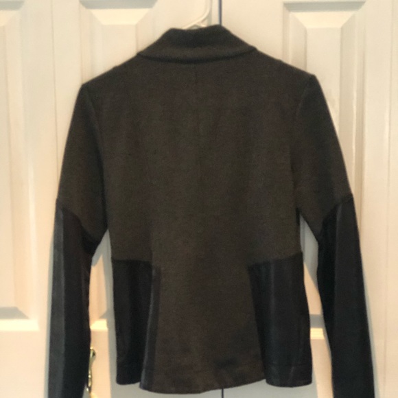 Jacket - Picture 2 of 3